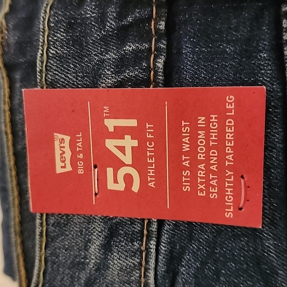 Levi's 541 Athletic Fit Stretch Jeans Size 46 x 32. - Picture 2 of 6